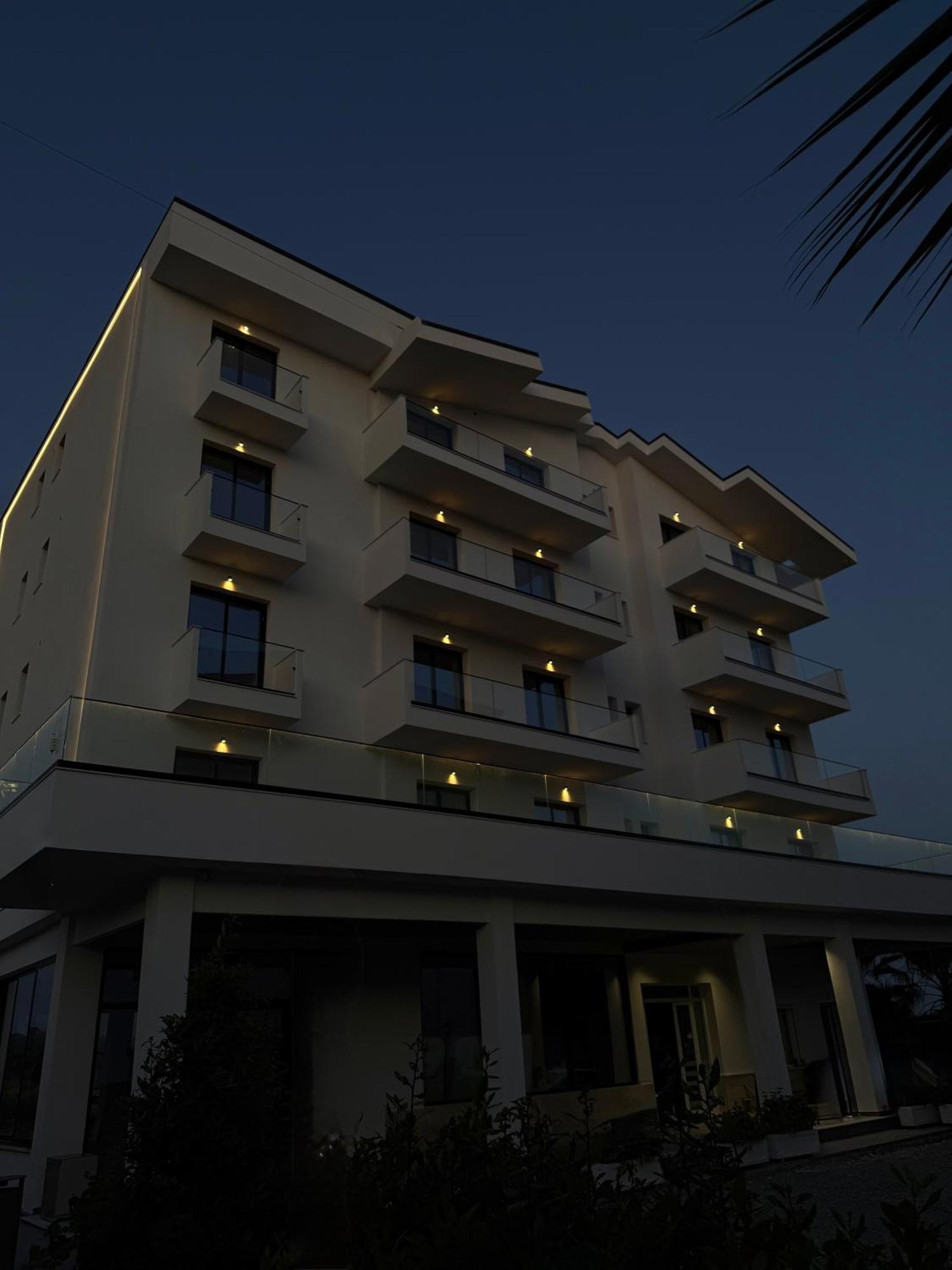 Hotel Imperial Spille Εξωτερικό φωτογραφία